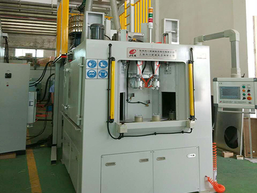 標(biāo)準(zhǔn)轉(zhuǎn)臺式噴砂機 JCK-ZP1820-8WG-12A